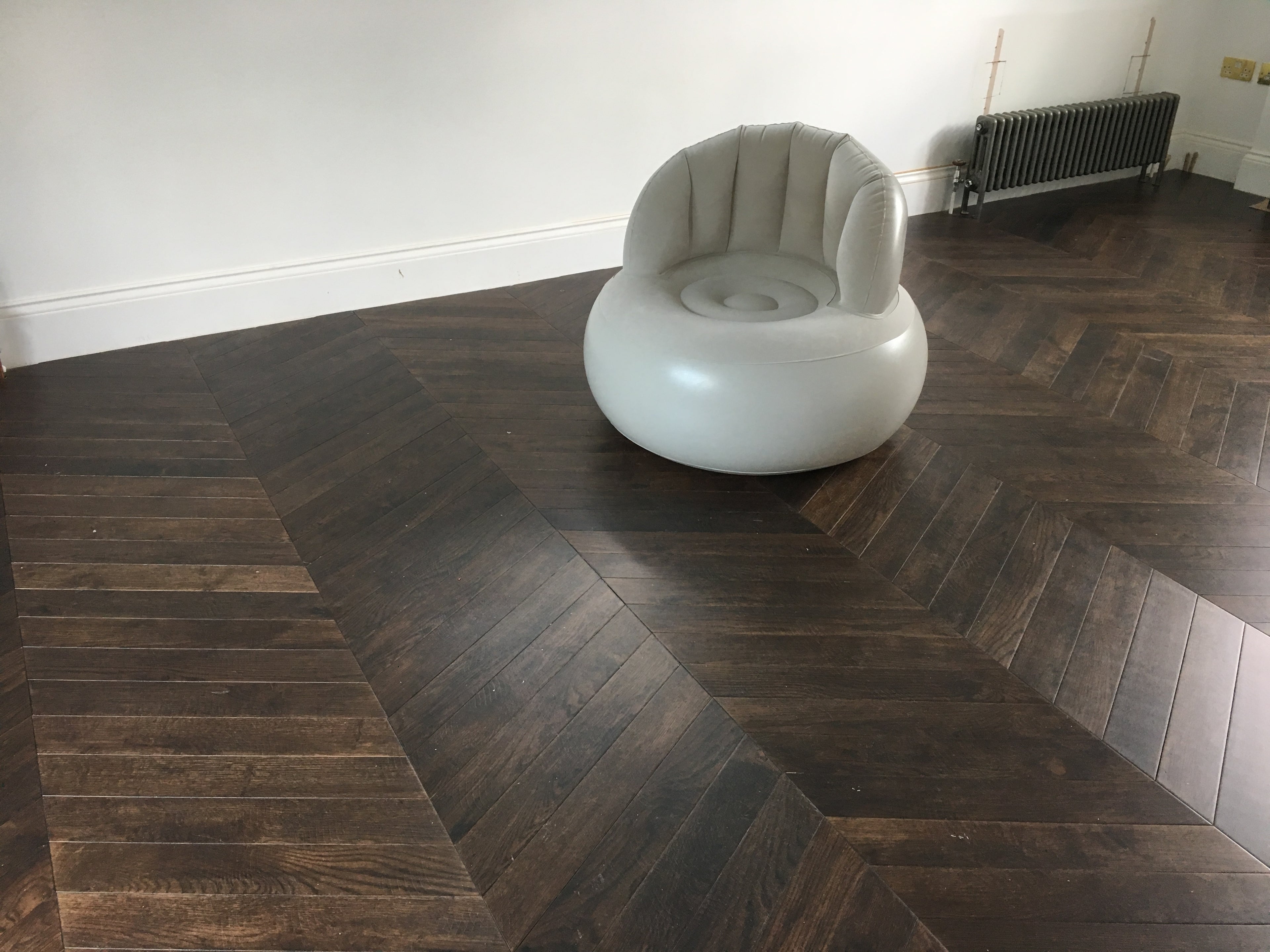 Oak Coffee Stained & Lacquered Chevron Wood Flooring SSR1807