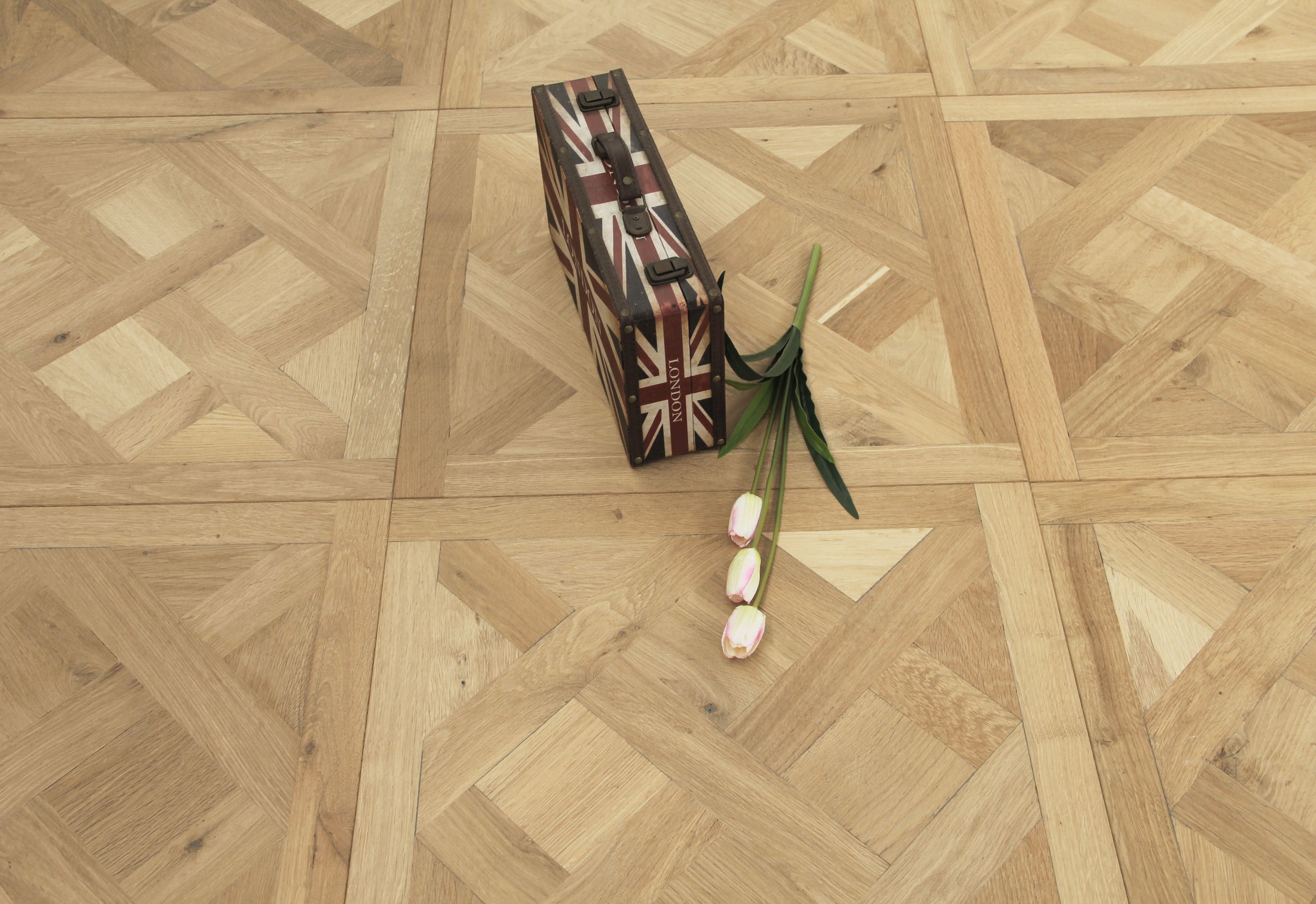 Oak Smoked Brushed Unfinished Versailles Panel Flooring 580x580x20/6mm SPE2004