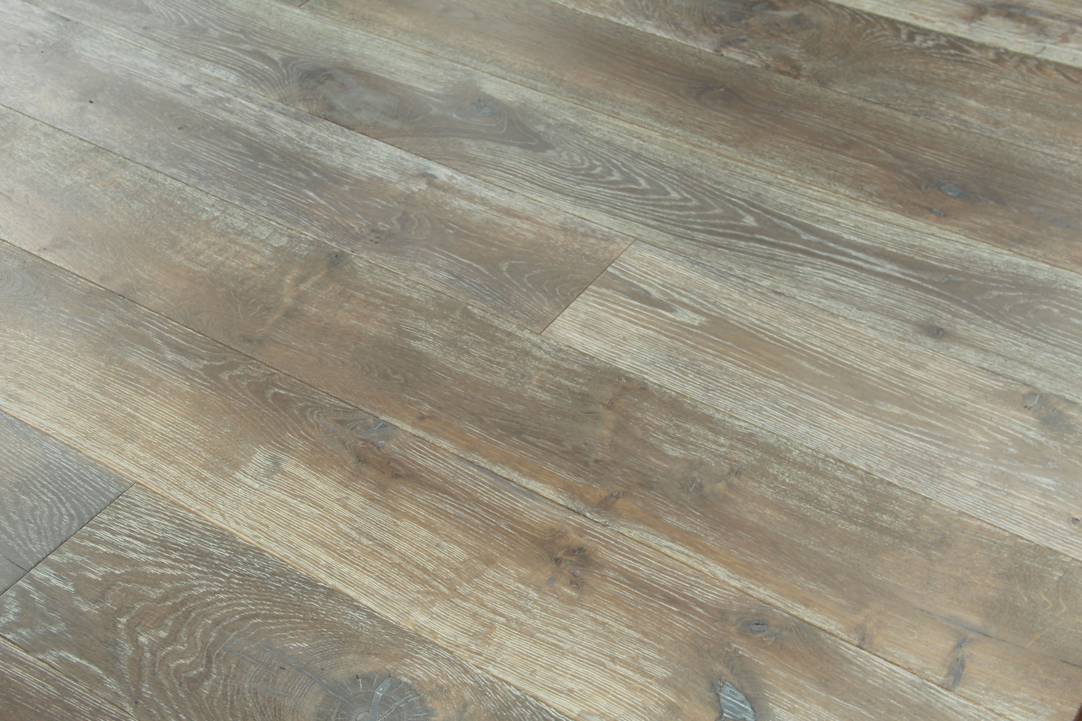 Smoked Grey Oak Engineered Hardwood Flooring SEO2022D
