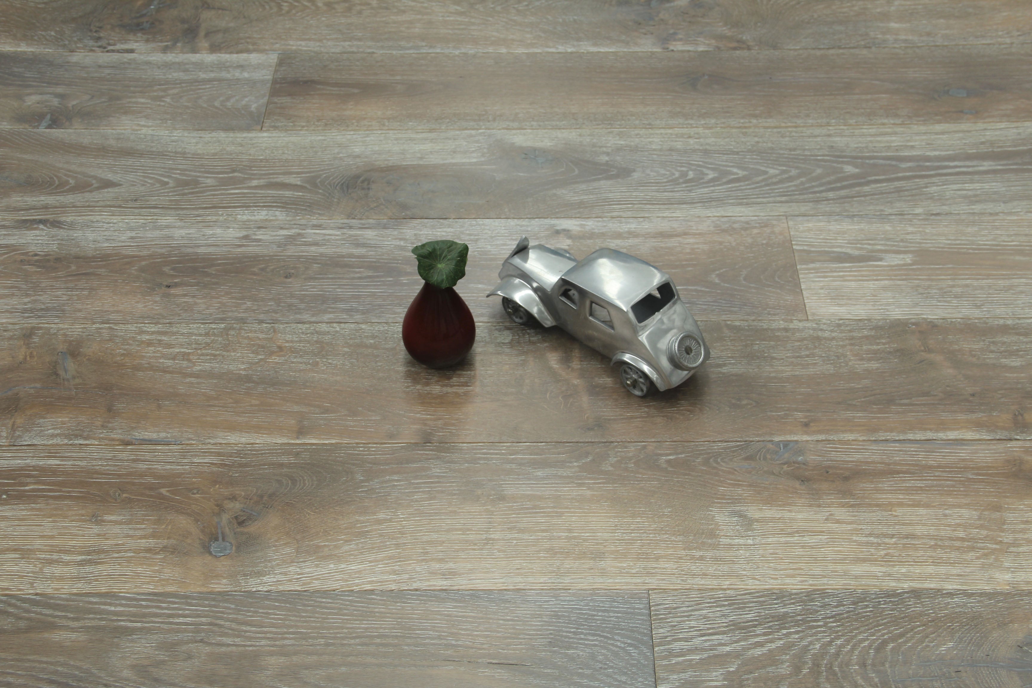 Smoked Grey Oak Engineered Hardwood Flooring SEO2022D