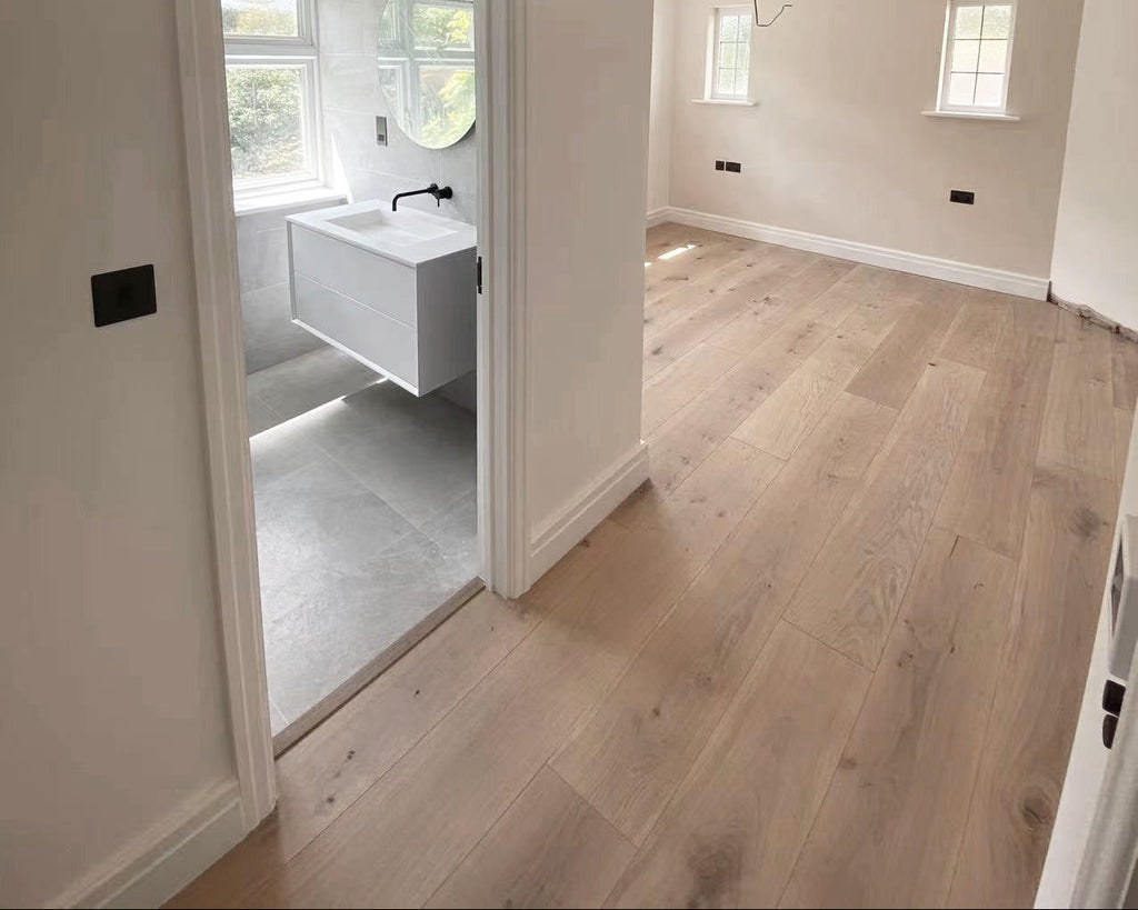 Oak Brushed Invisible Oiled Engineered Flooring SEO1524