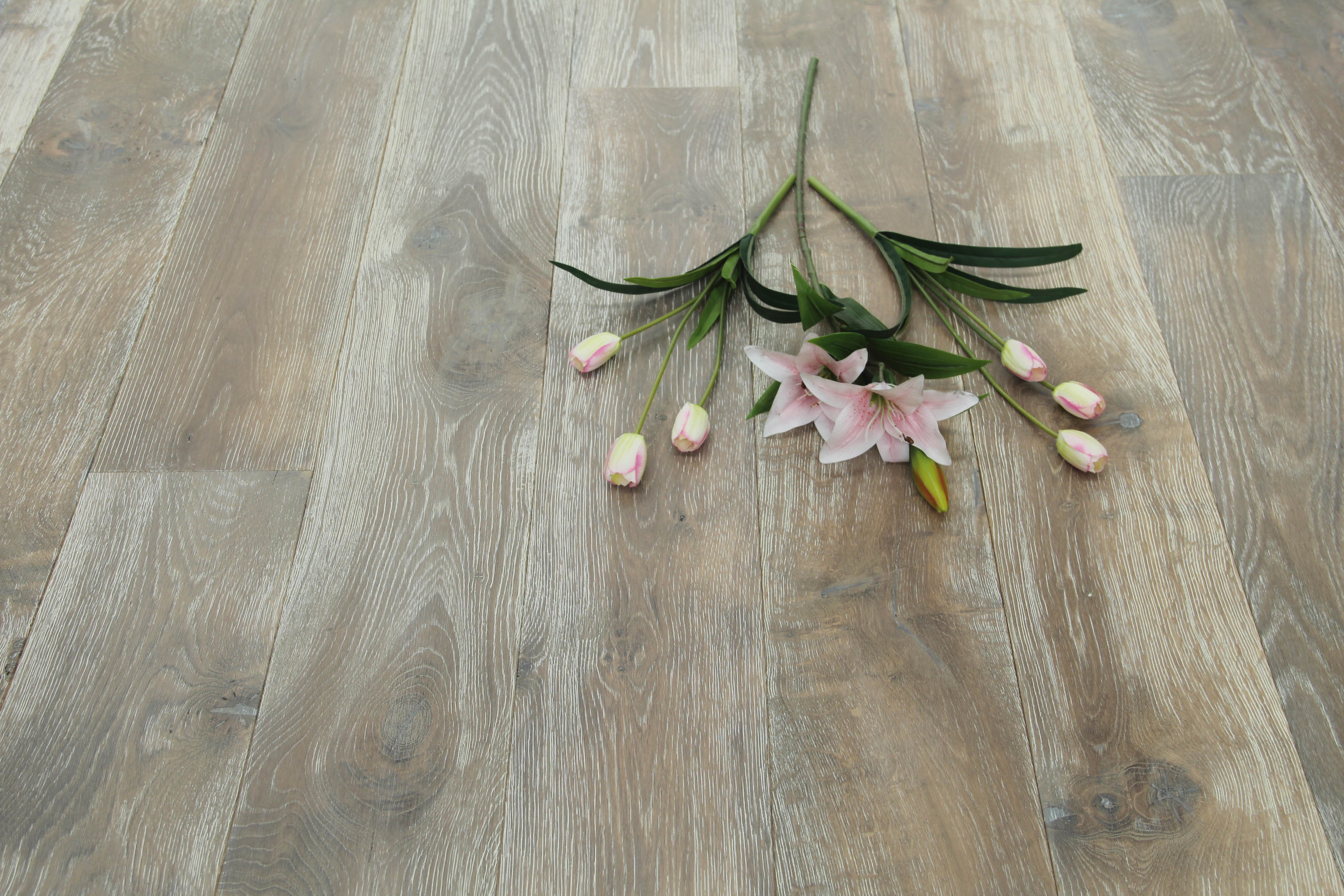 Smoked Grey Oak Engineered Hardwood Flooring SEO2022D