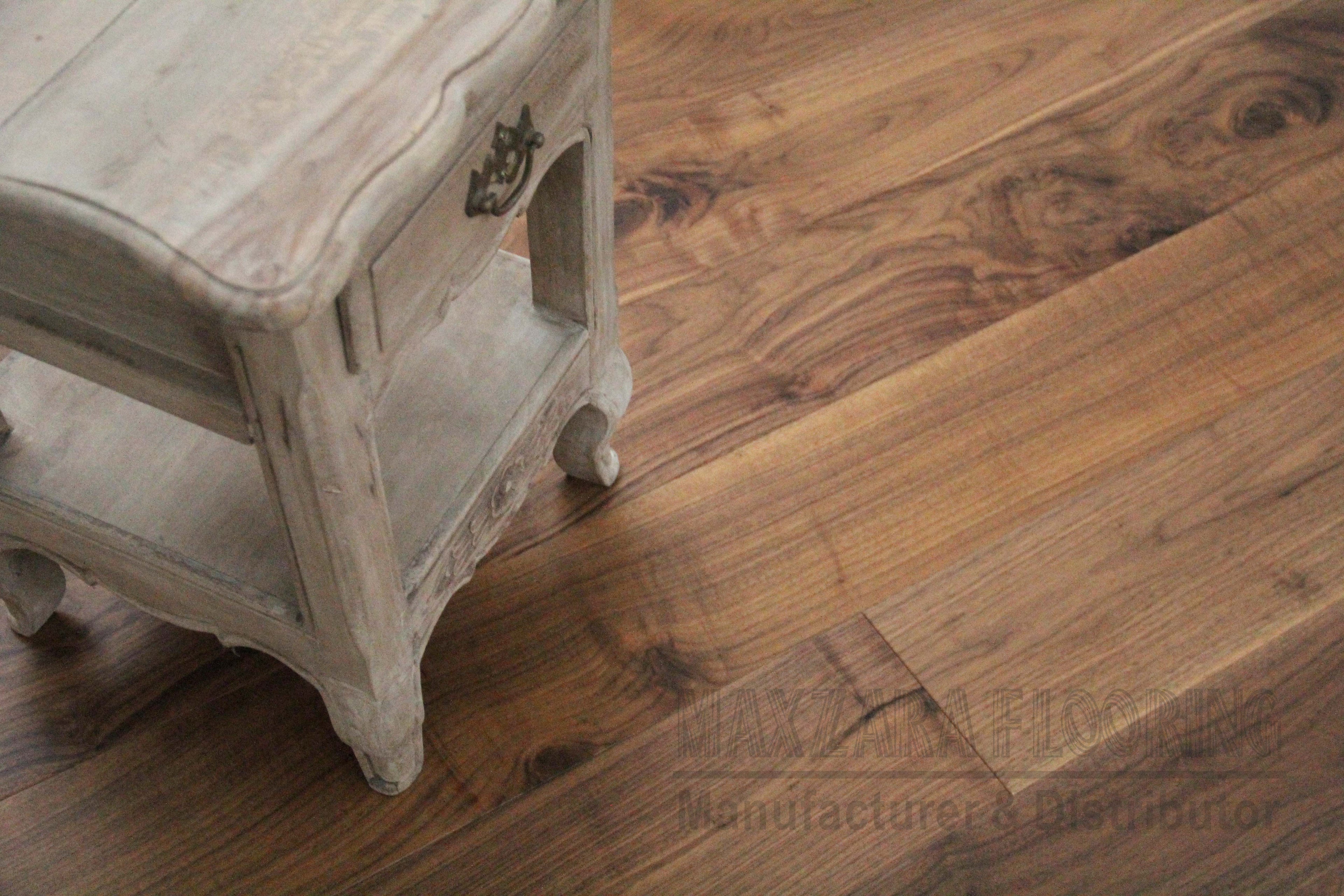 American Black Walnut Lacquered Engineered Flooring  SEW1519
