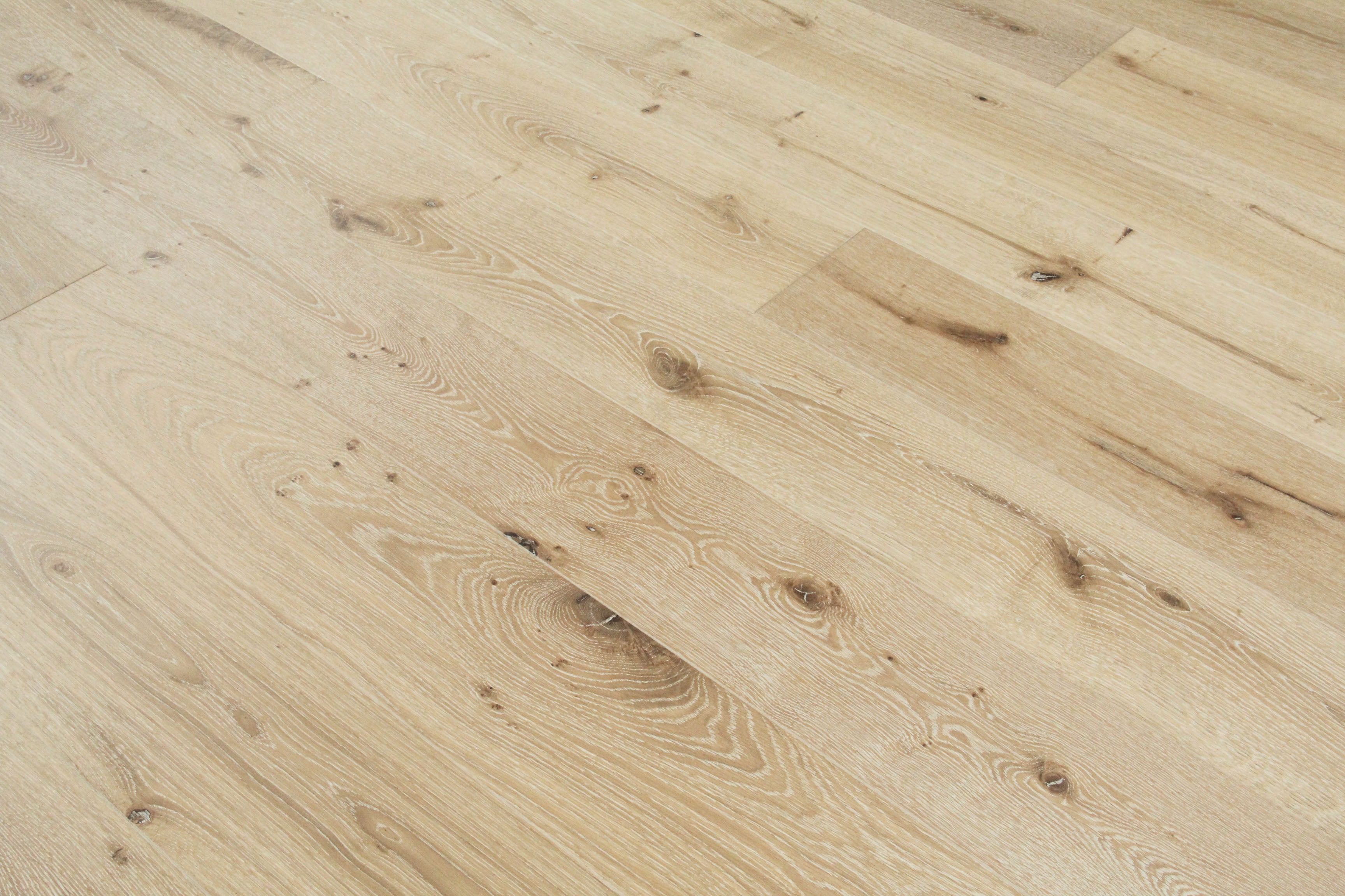 Brushed White Washed UV Oiled Oak Engineered Hardwood Flooring SEO1500C