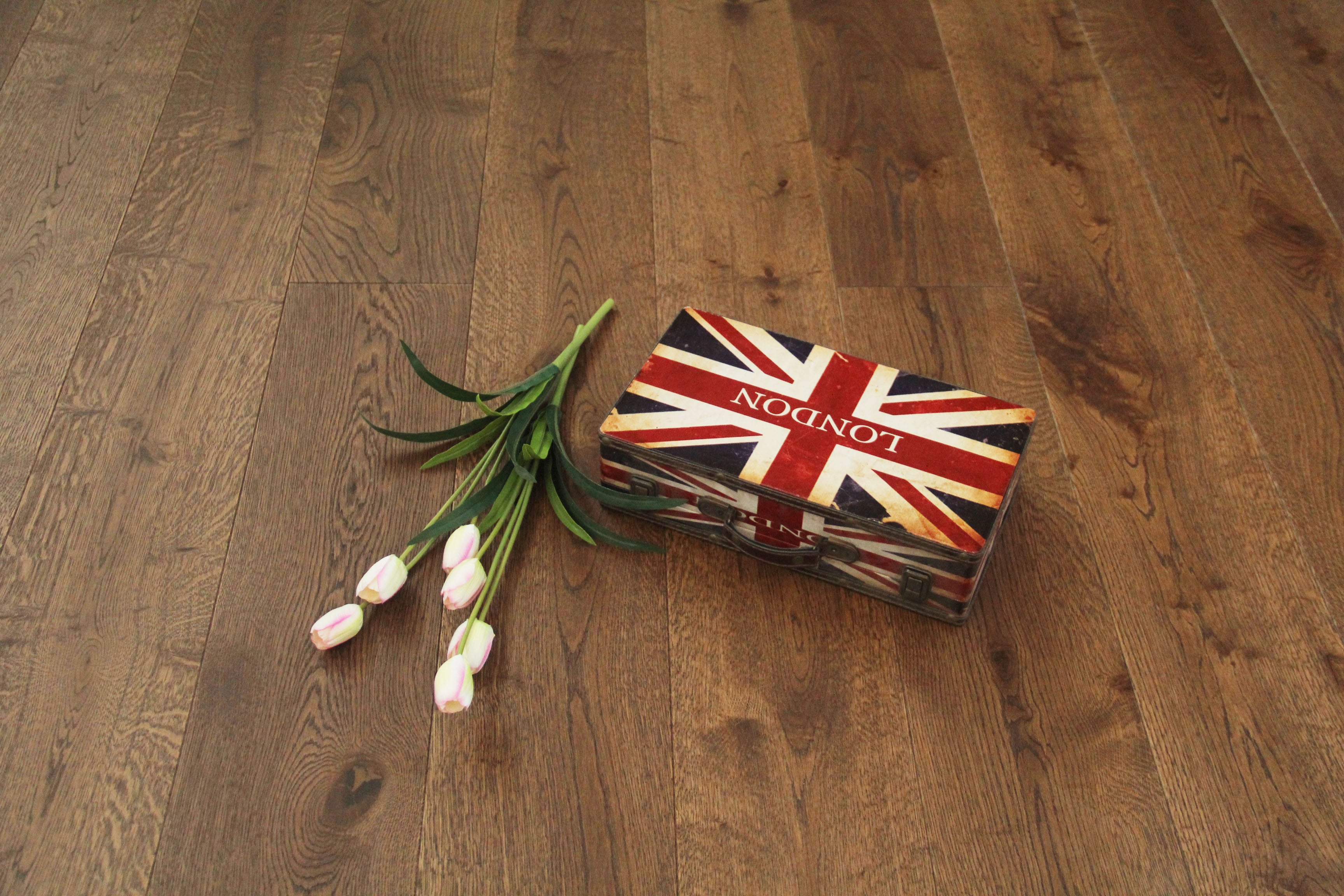 Brushed Dark Coffee UV Oiled Oak Engineered HardWood Flooring SEO1502C