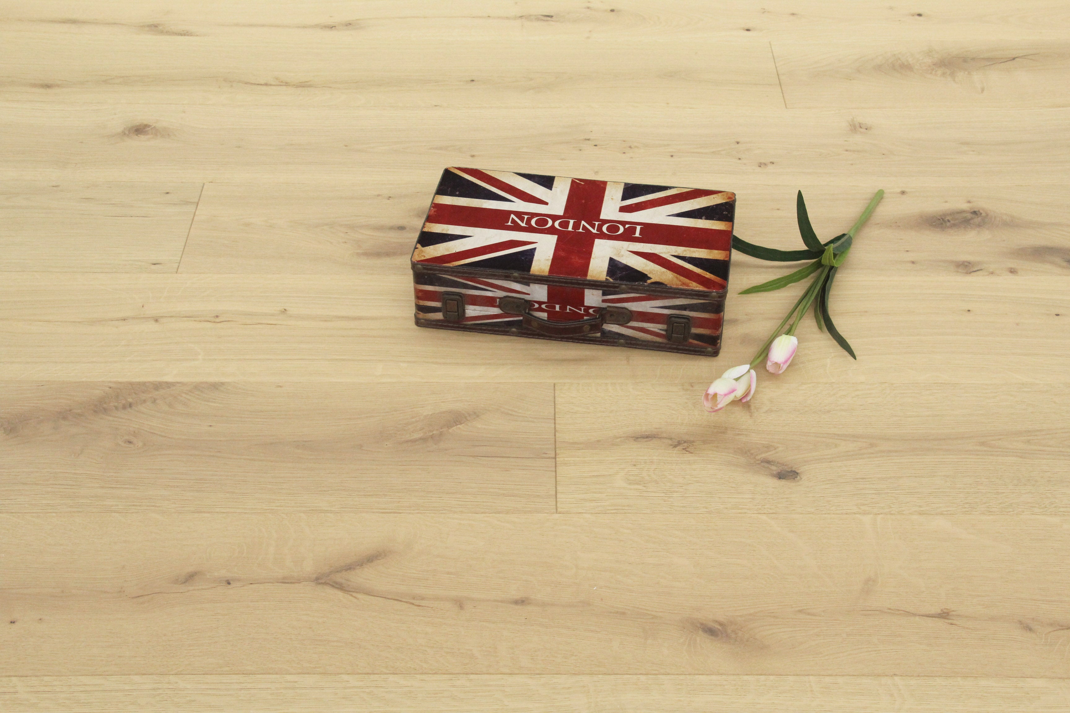 Brushed Invisible Oiled Oak Engineered Hardwood Flooring SEO1503C