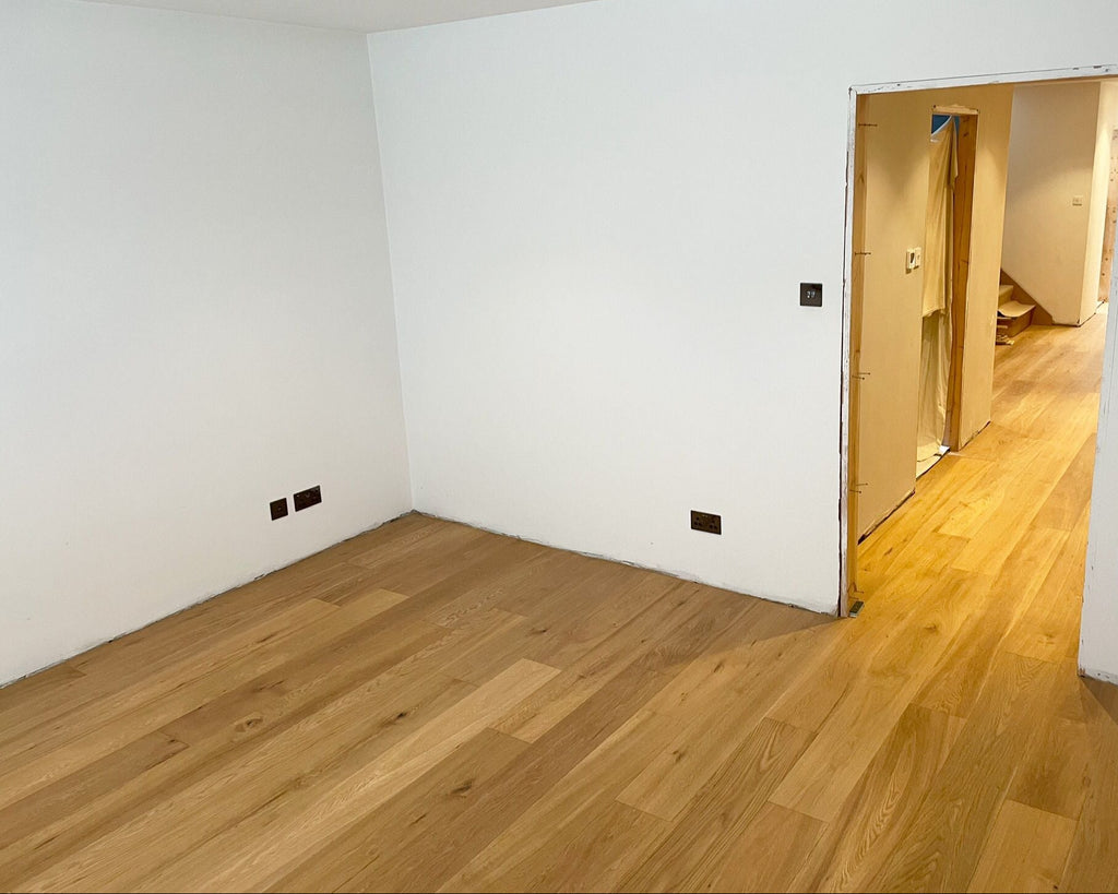 Brushed & UV Oiled 3 Ply Oak Engineered Wood Flooring SEO1511C