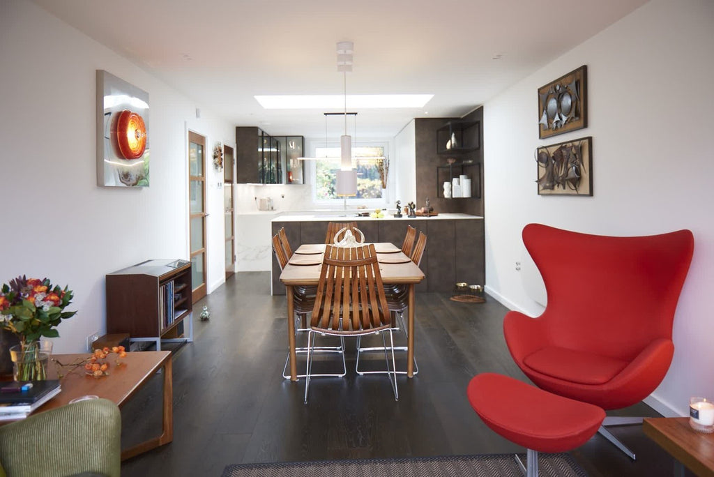 Brushed Ebony Stained Lacquered Oak Engineered Flooring SEO1518