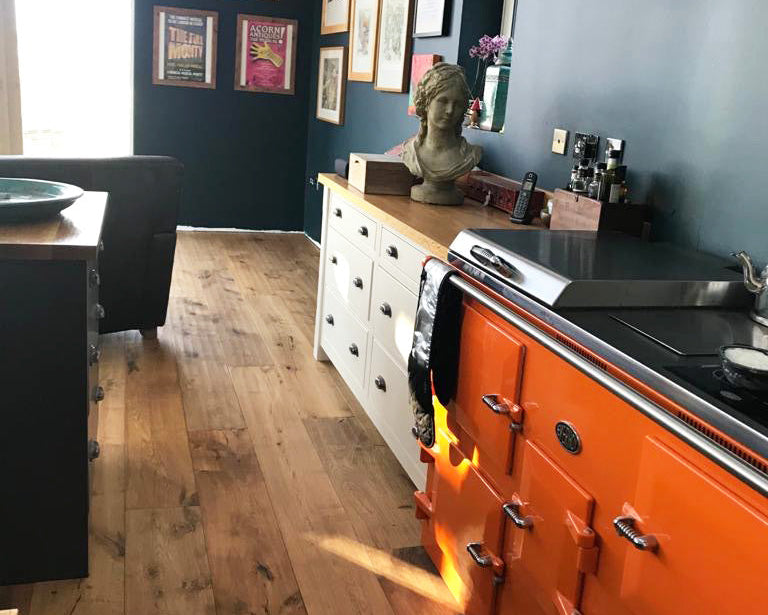 Smoked Hand Scraped Natural European Oak Engineered Wood Flooring SEO2802