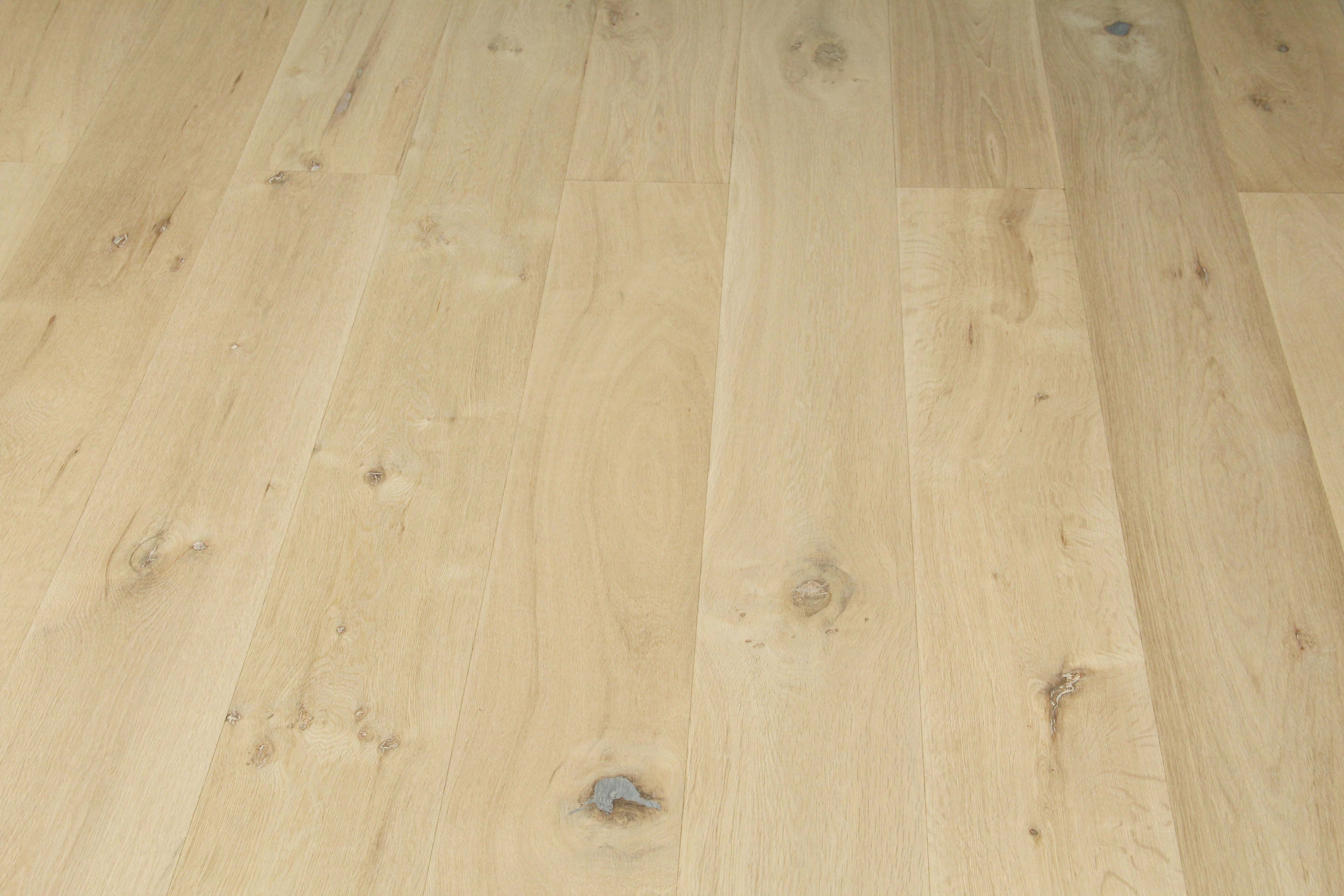 Discontinued Clearance! Oak Unfinished Engineered Flooring 1900x190x15/4mm SEO1591