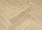 Oak Light Natural Engineered Herringbone Flooring 600x125x14/3mm SHO1406