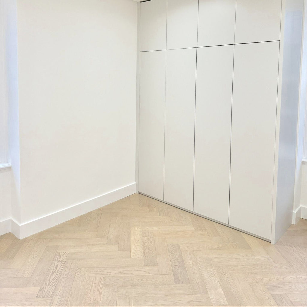 White Oak Engineered Herringbone Flooring 600x125x14/3mm SHO1408