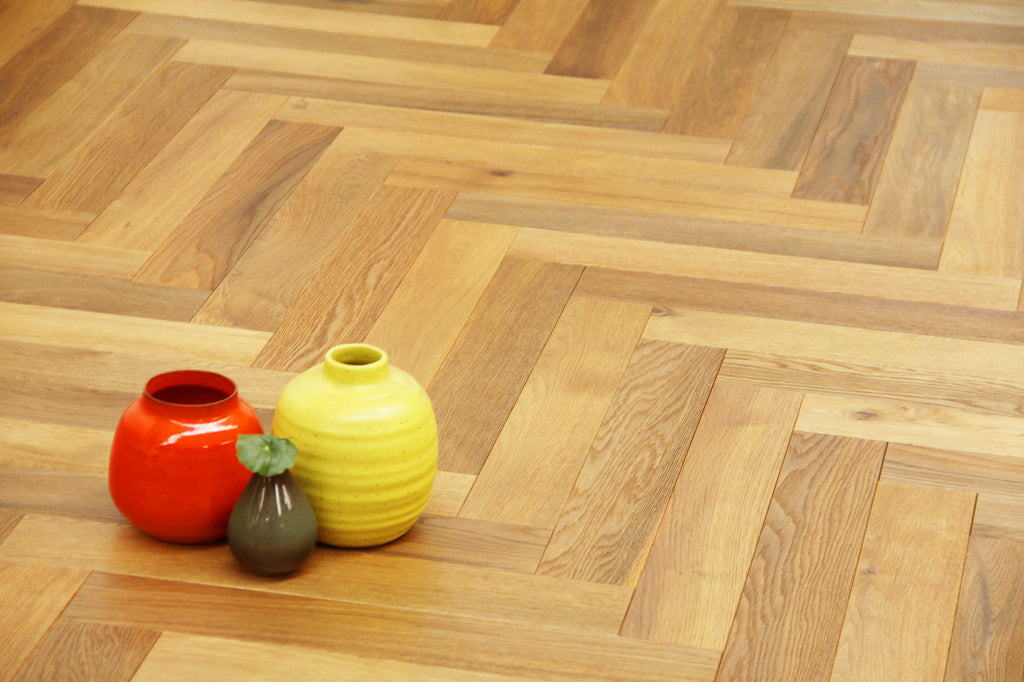 European Oak Brushed & Smoked Natural Oiled Parquet Herringbone 600x90x18/4mm SHO1805