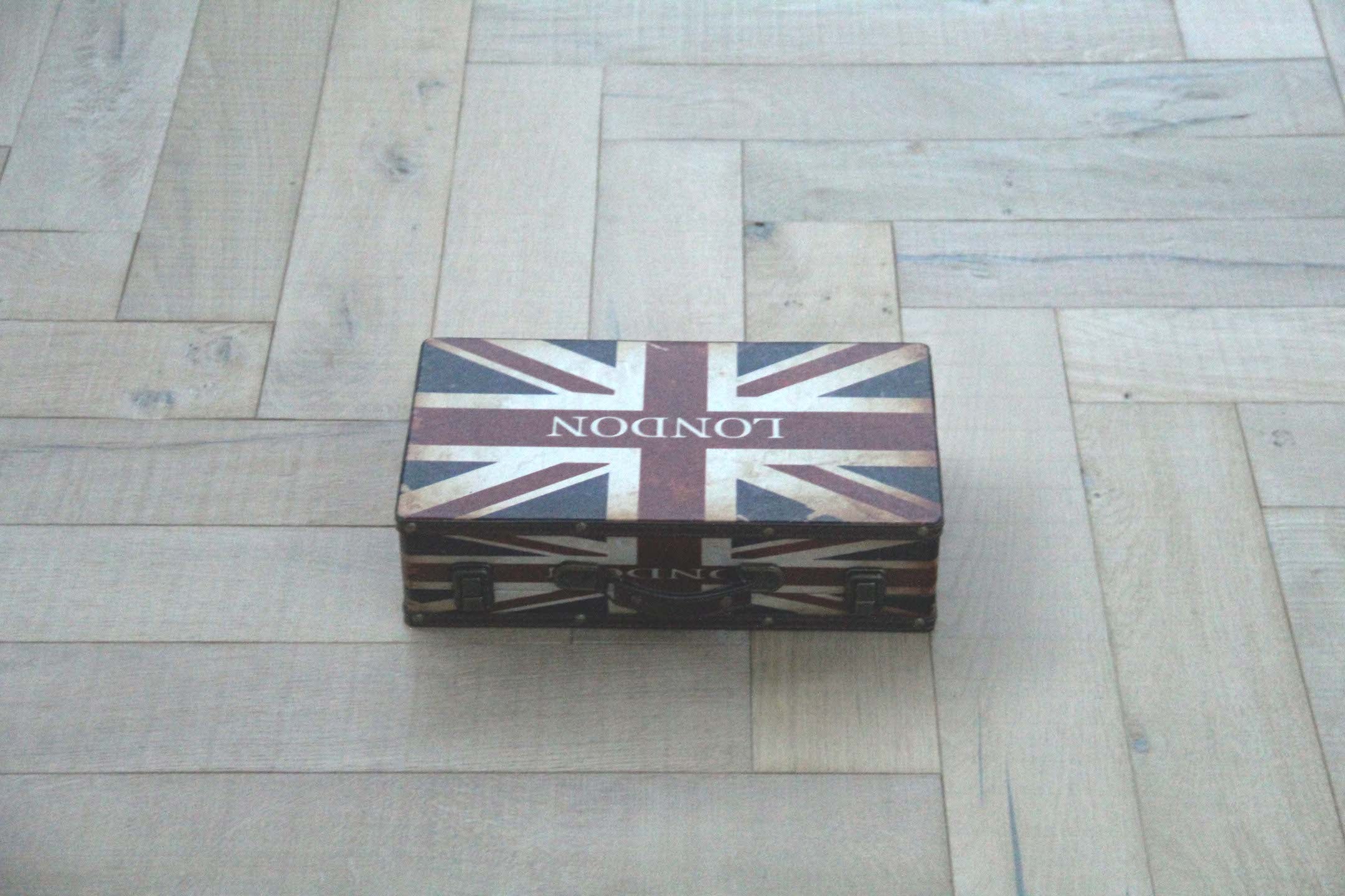 Beach Sand Bespoke Engineered Oak Herringbone SHO1817