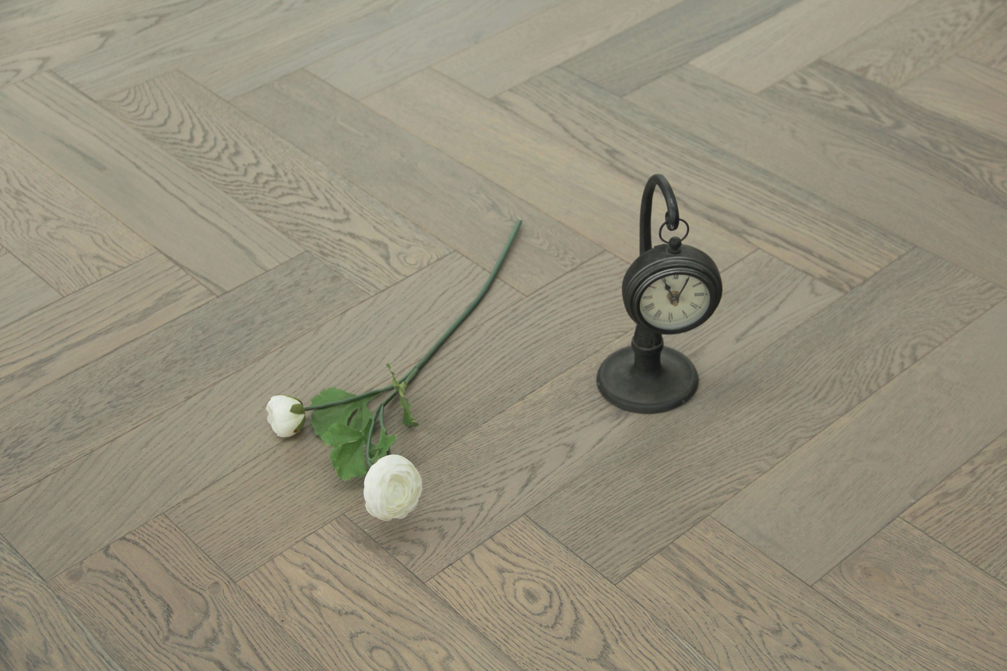 Oak Brushed L-Charcoal Lacquered Herringbone Engineered Wood Flooring 605x125x15/4mm SHO1502