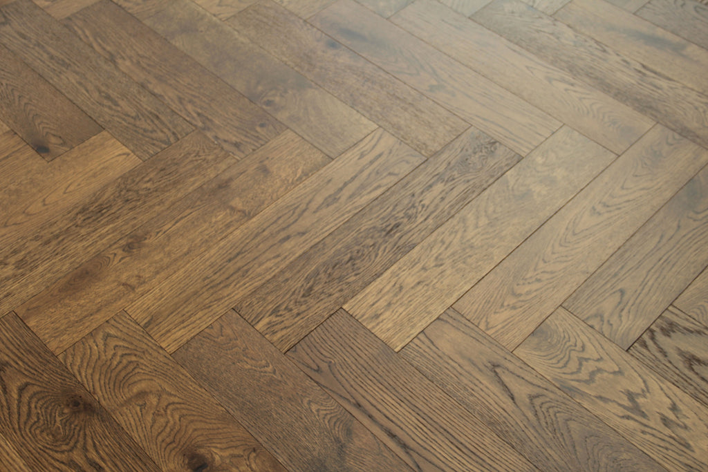 Coffee Oak Engineered Herringbone Flooring 600x125x14/3mm SHO1407