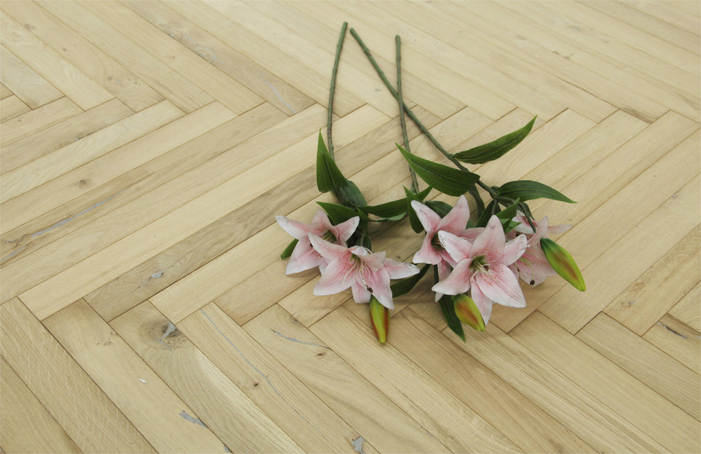 Oak Unfinished Herringbone Wood Flooring 580x60x20/6mm SHO2001