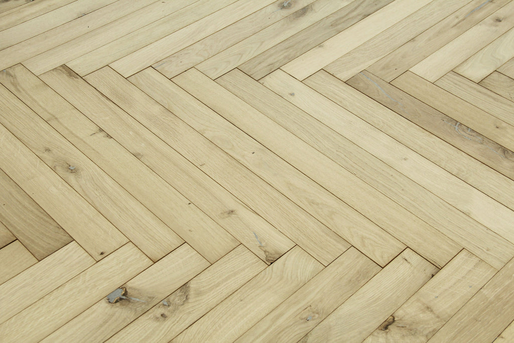 Oak Unfinished Herringbone Wood Flooring 640x60x20/6mm SHO2000