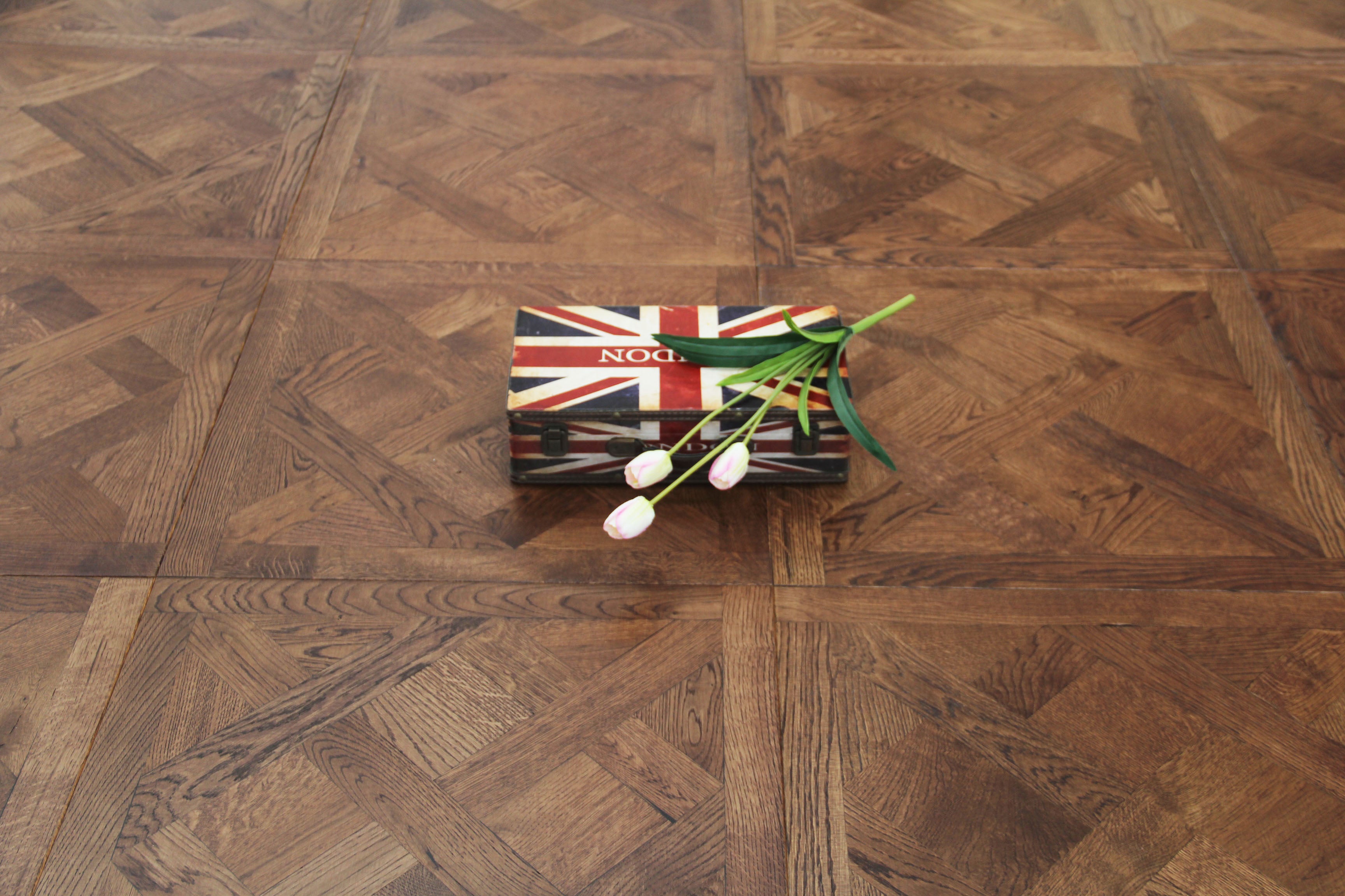 Dark Mahogany Oak Parquet Bordered Versailles Panels Flooring SPE2003