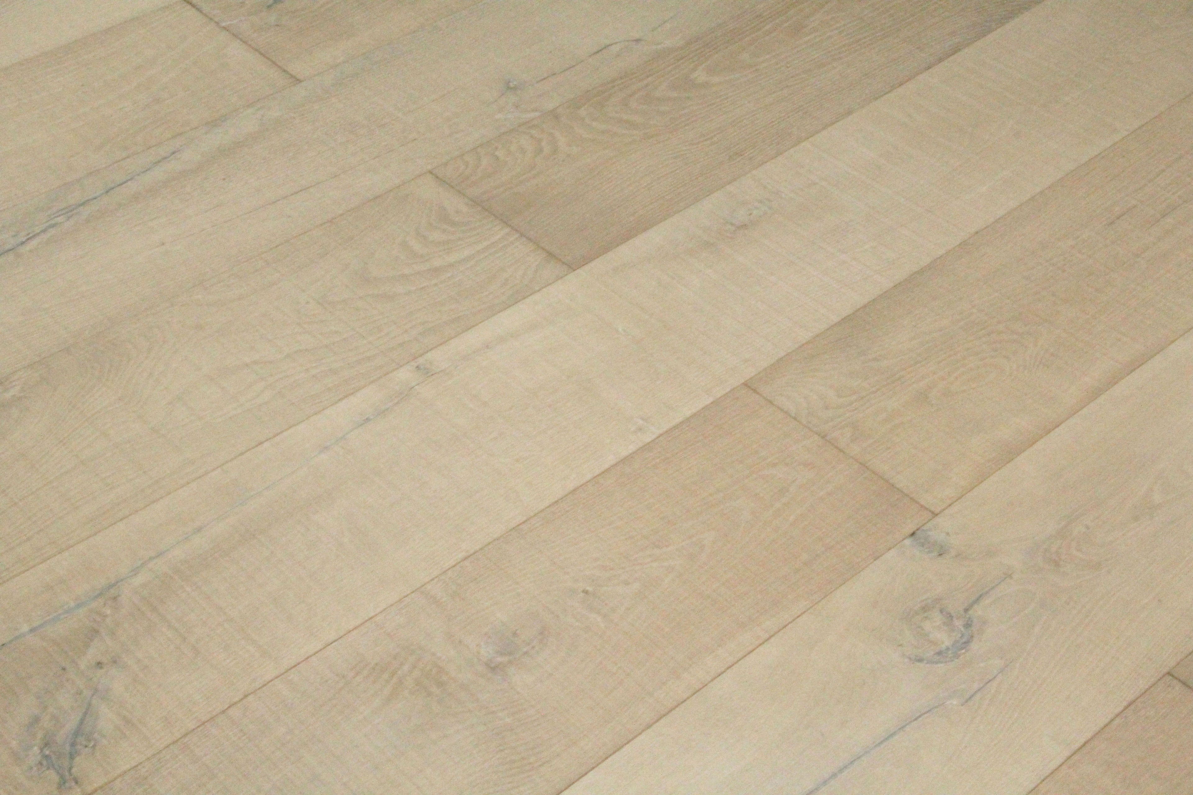 Oak Brushed Distressed Saw Mark Light Oiled Engineered Flooring 1900x240x15/4mm SEO1564