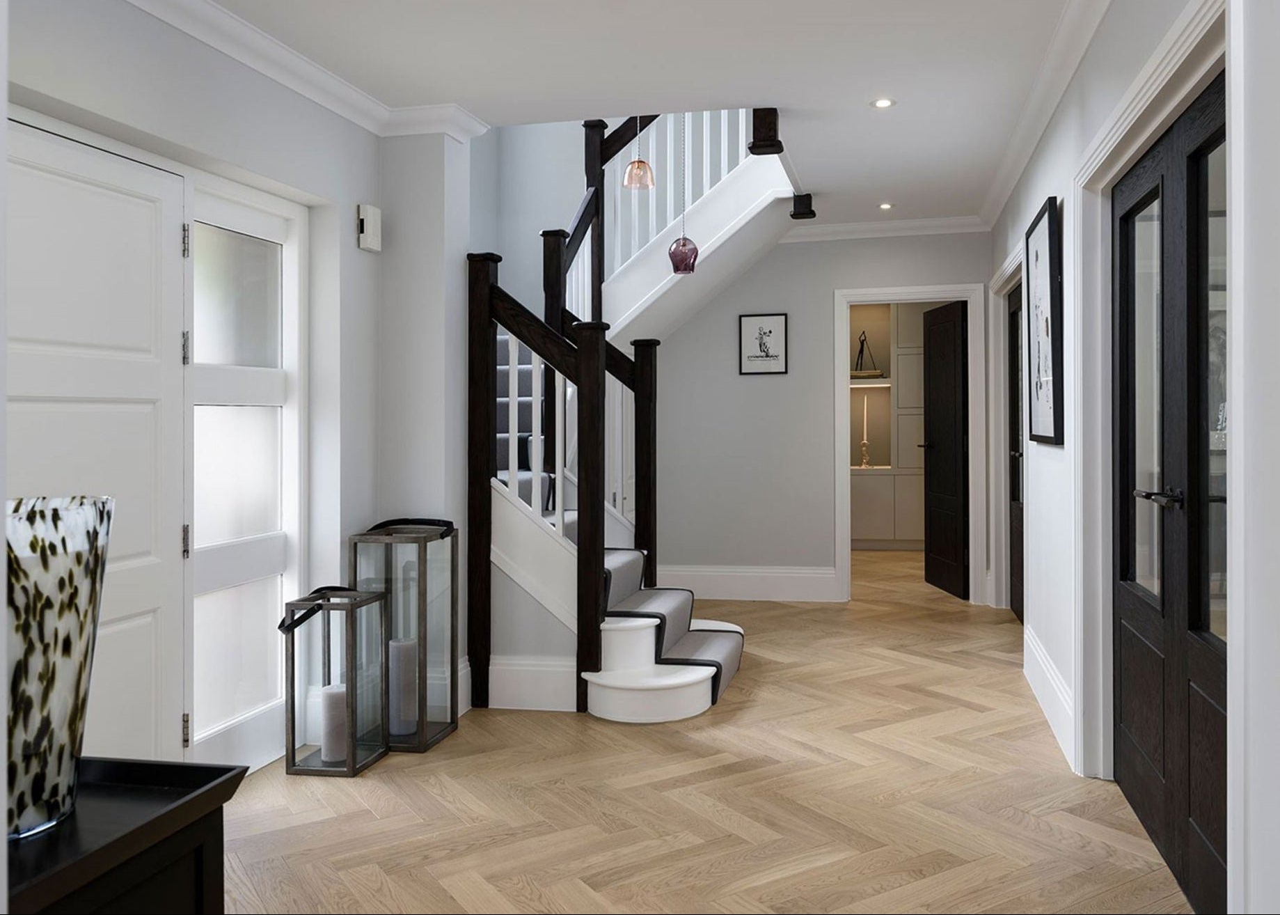 Oak Brushed Invisible Oiled Herringbone Engineered Wood Flooring 605x125x15/4mm SHO1504