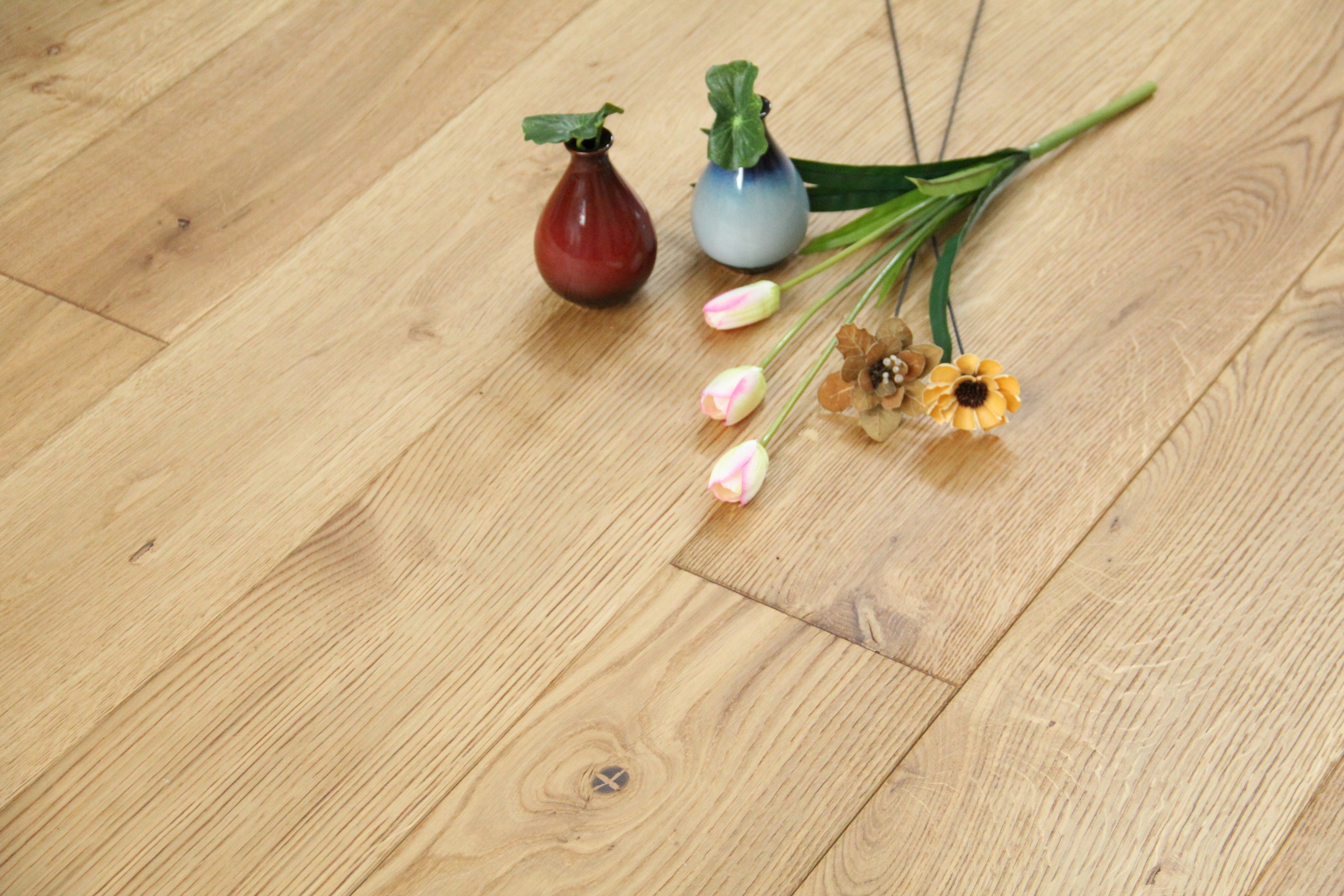 Brushed & UV Oiled European Oak Engineered Wood Flooring SEO2008