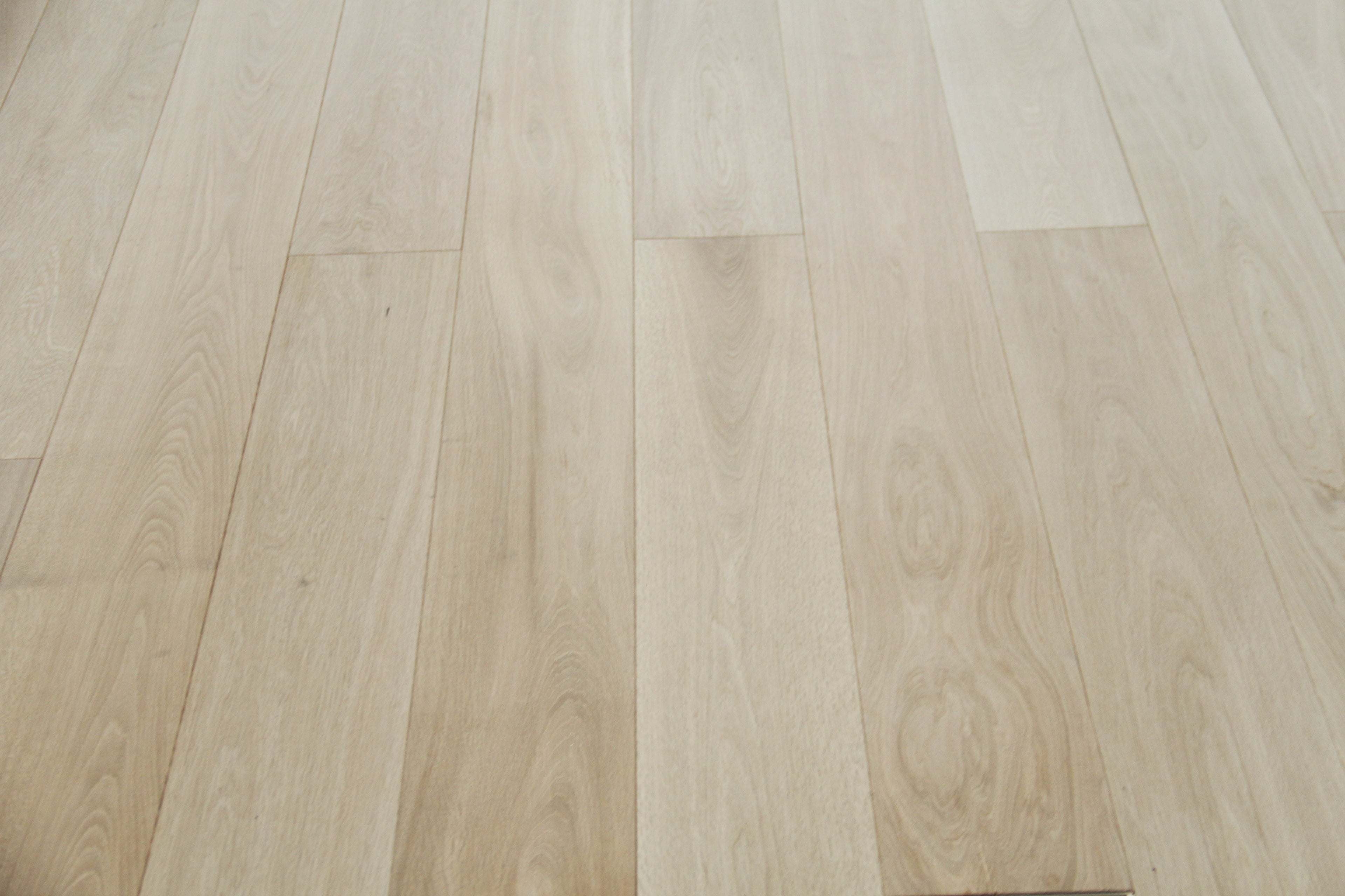 Prime Grade Unfinished Oak Engineered Multiply Planks SEO2009