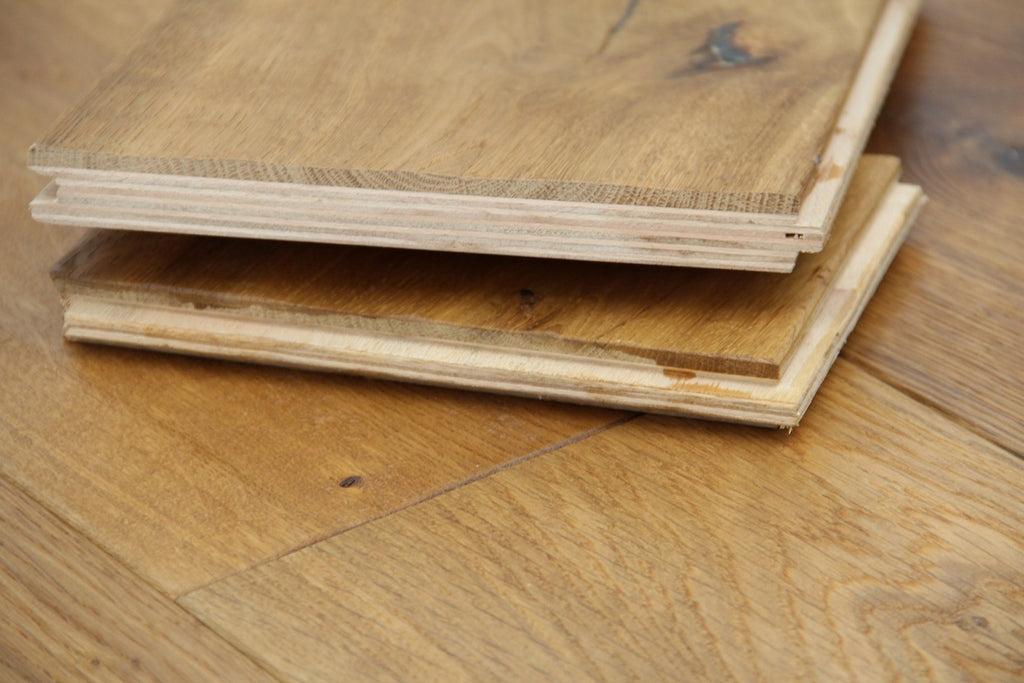 Smoked Hand Scraped Natural European Oak Engineered Wood Flooring SEO2802