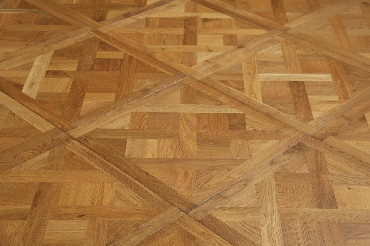 Smoked Natural Oak Parquet Bordered Versailles Panels SPE2008