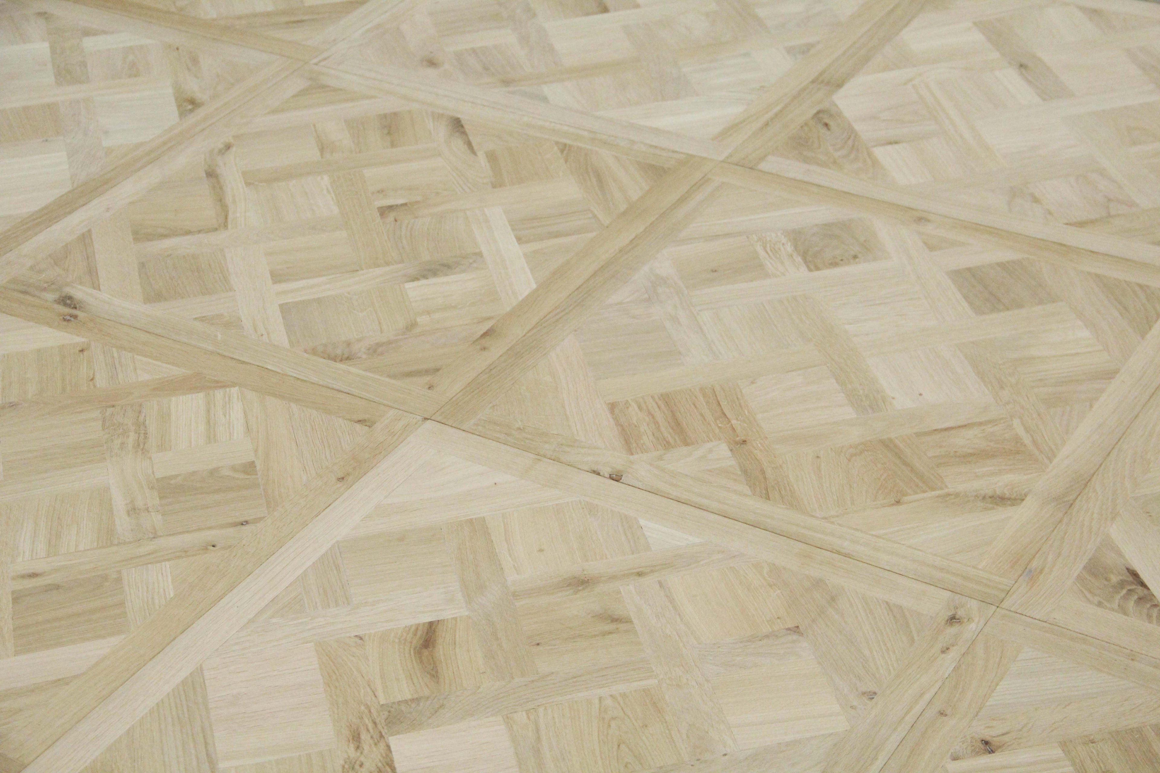 Discontinued Clearance! Oak Unfinished Versailles Panels Engineered Flooring 580x580x20/6mm SPA2021