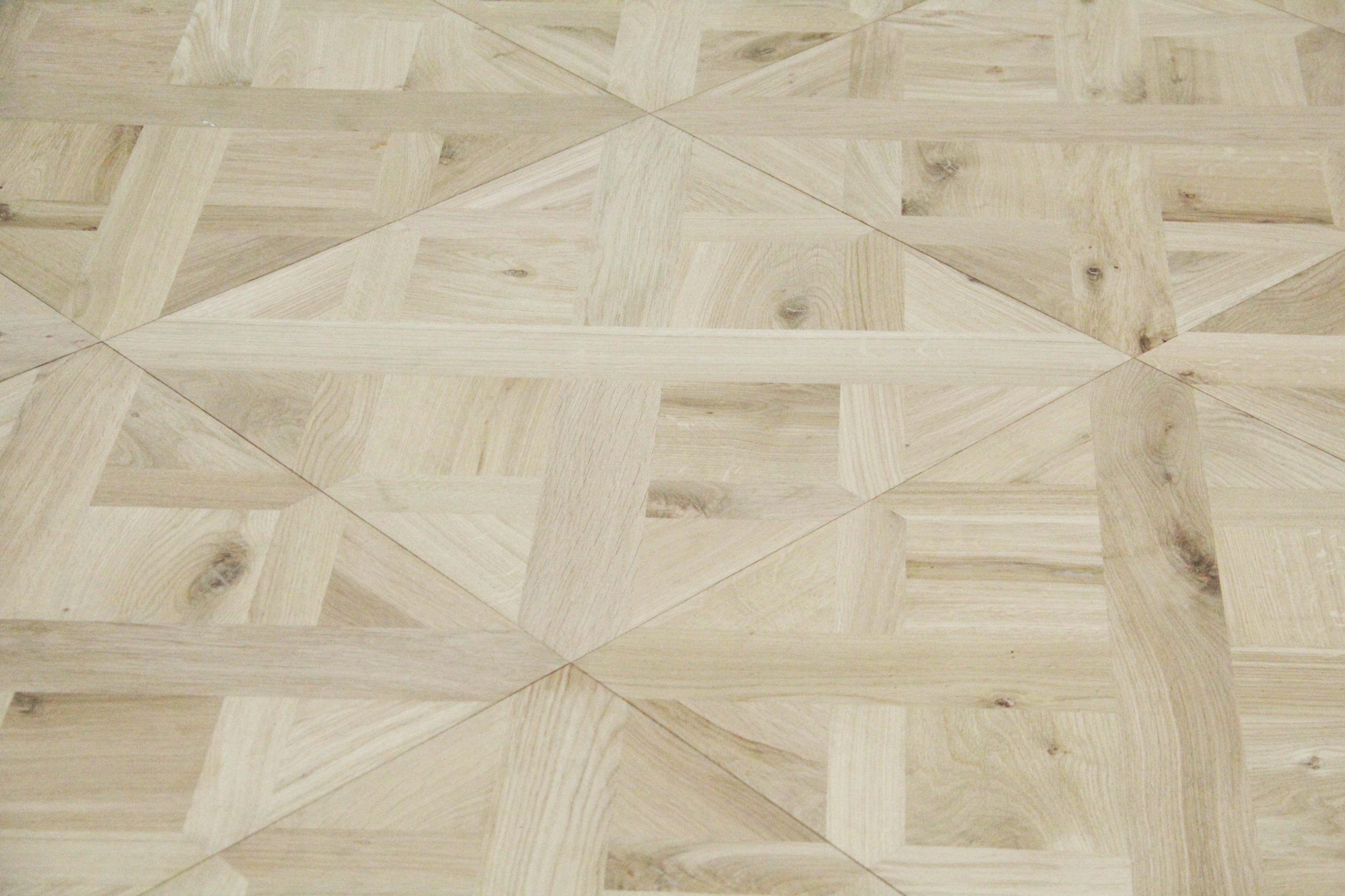 Discontinued Clearance! Oak Unfinished Versailles Panels Engineered Flooring 580x580x20/6mm SPB2001