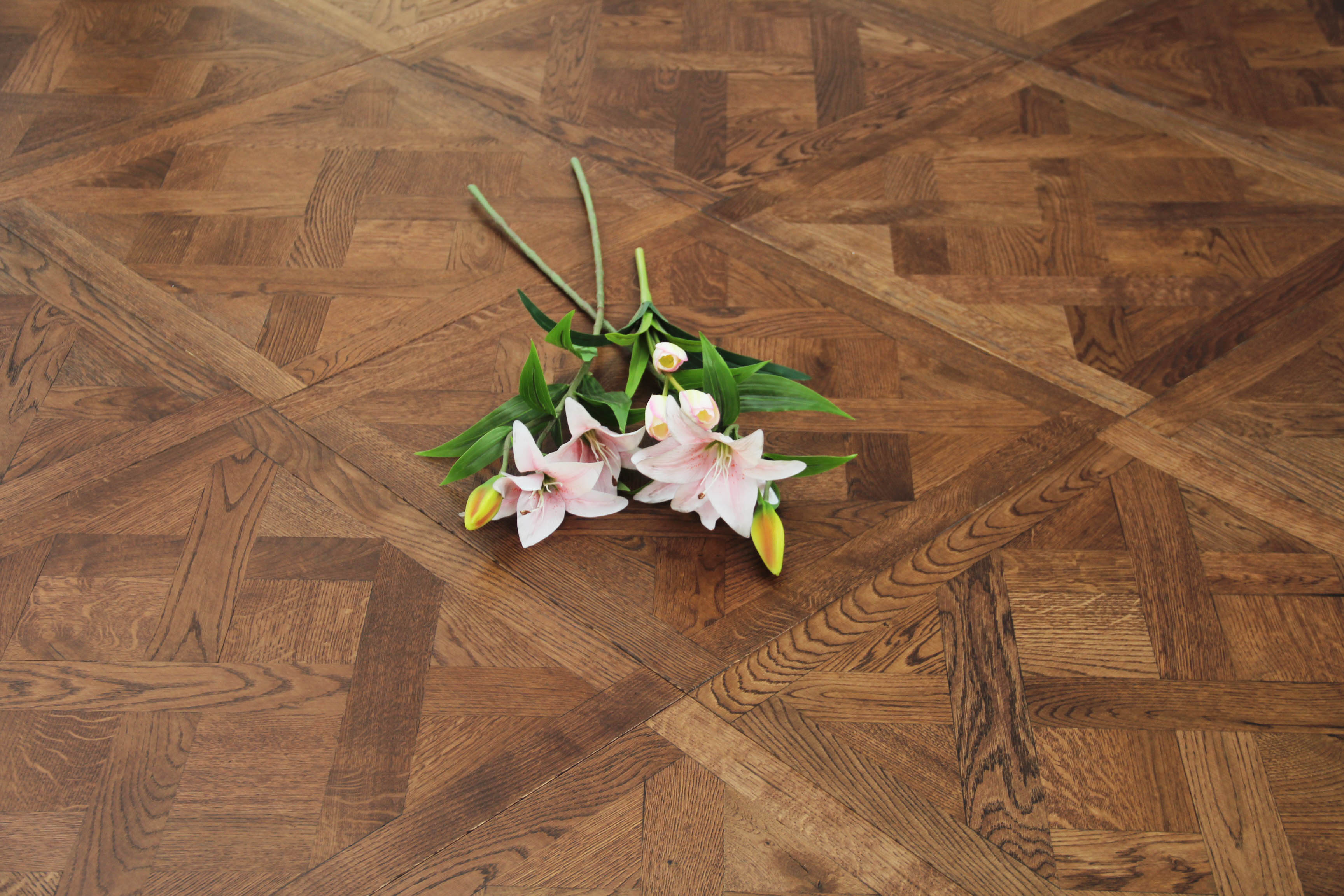 Dark Mahogany Oak Parquet Bordered Versailles Panels Flooring SPE2003