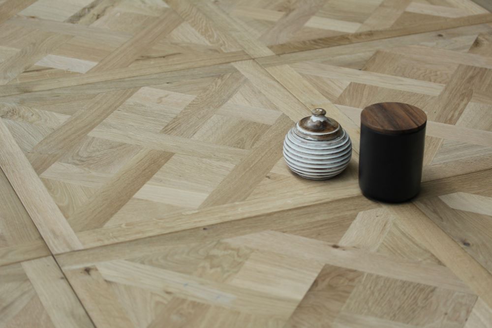 Oak Brushed Unfinished Versailles Panel Engineered Wood Flooring 580x580x20/6mm SPE2007