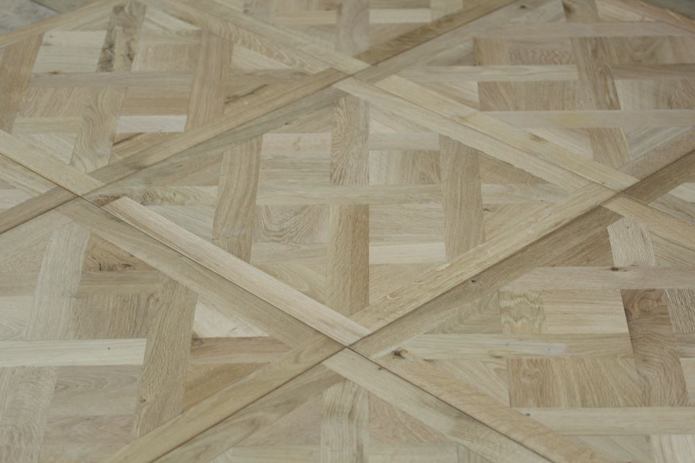 Oak Brushed Unfinished Versailles Panel Engineered Wood Flooring 580x580x20/6mm SPE2007