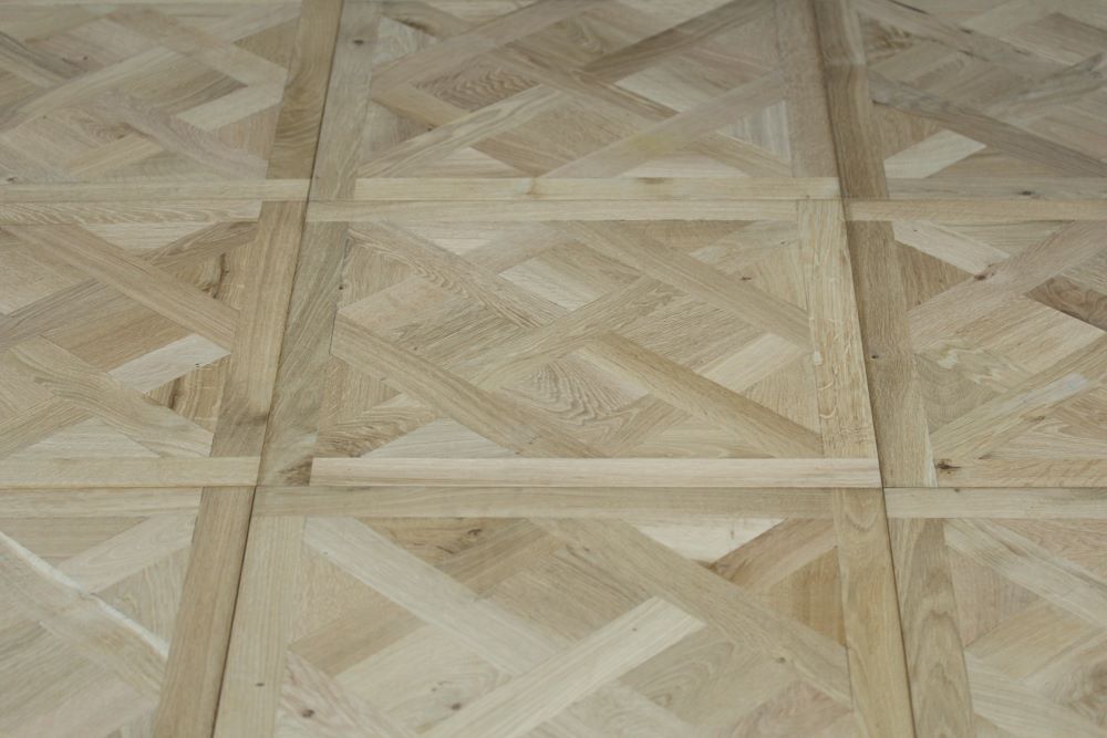 Oak Brushed Unfinished Versailles Panel Engineered Wood Flooring 580x580x20/6mm SPE2007