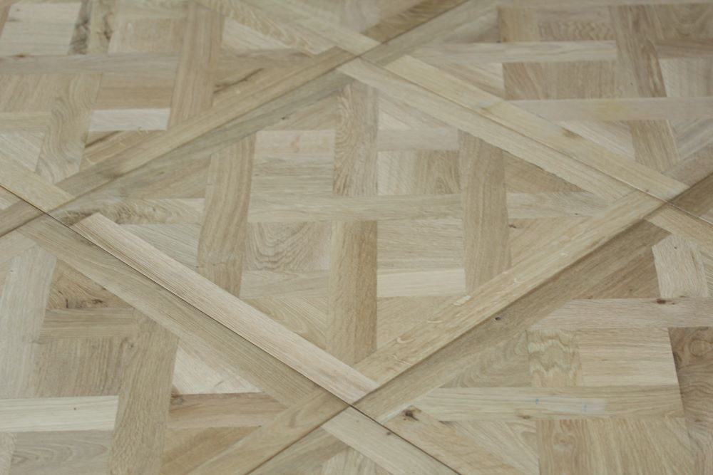 Oak Brushed Unfinished Versailles Panel Engineered Wood Flooring 580x580x20/6mm SPE2007