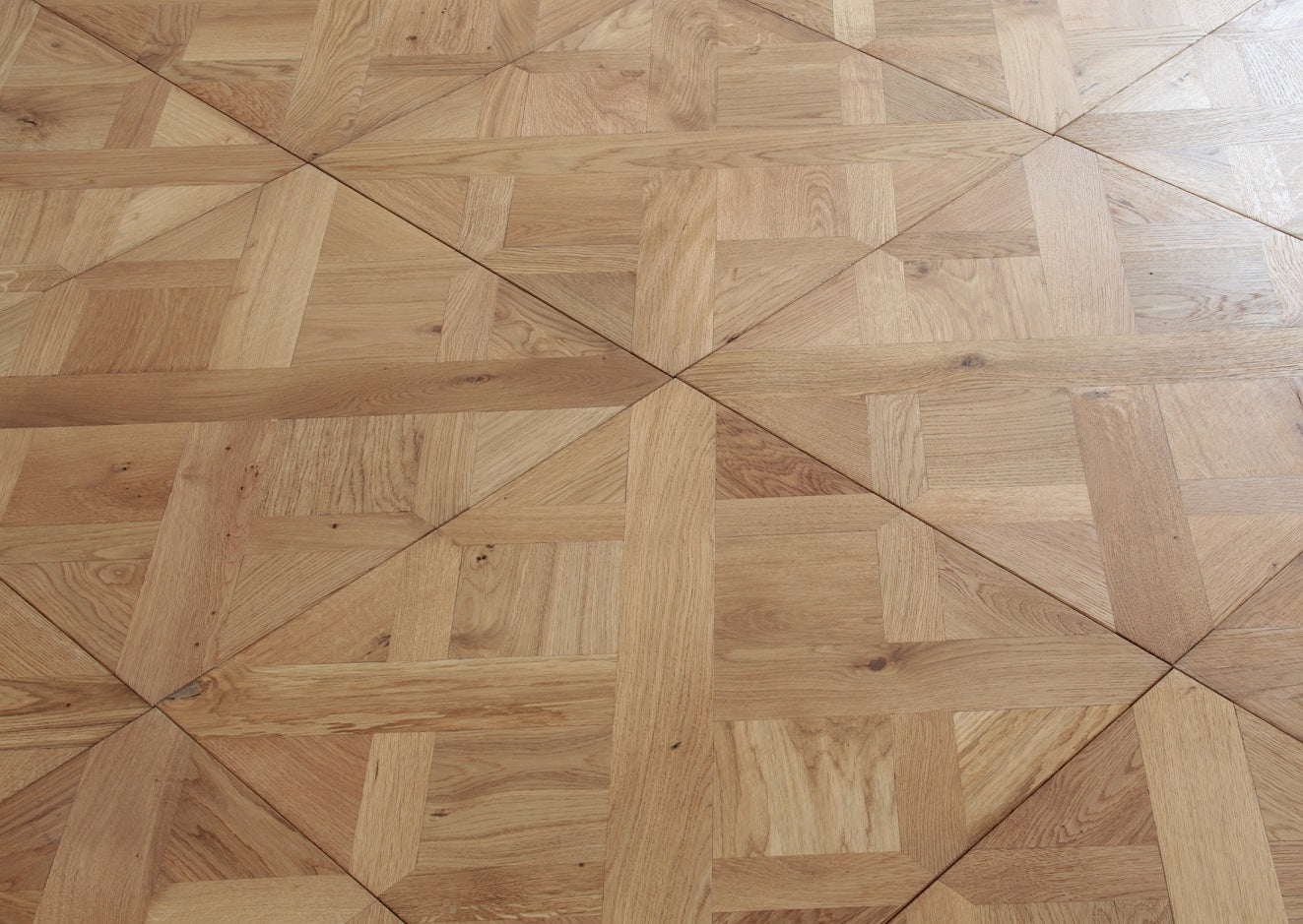 Discontinued Clearance! Oak Brushed Natural Oiled Versailles Panels Engineered Flooring 580x580x20/6mm SPB2013