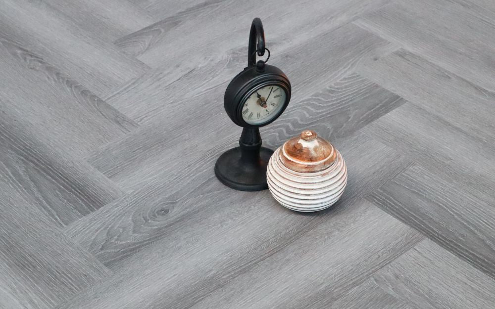 Oak Grey SPC Herringbone Vinyl Click Flooring 600x120x5.0mm SVH2404