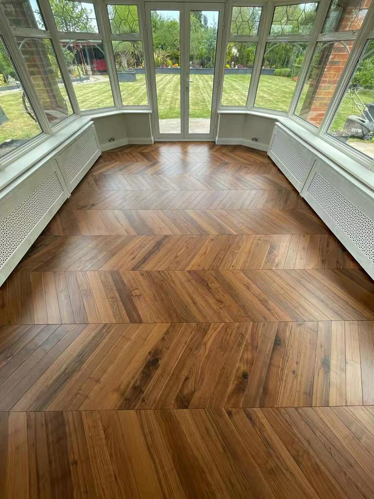 American Black Walnut Lacquered Parquet Chevron Wood Flooring SSR1809