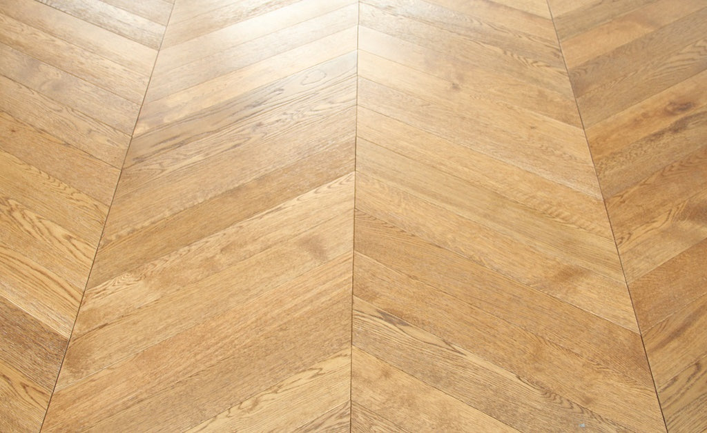 Gunstock Oak Parquet Chevron Wood Flooring SSR1803