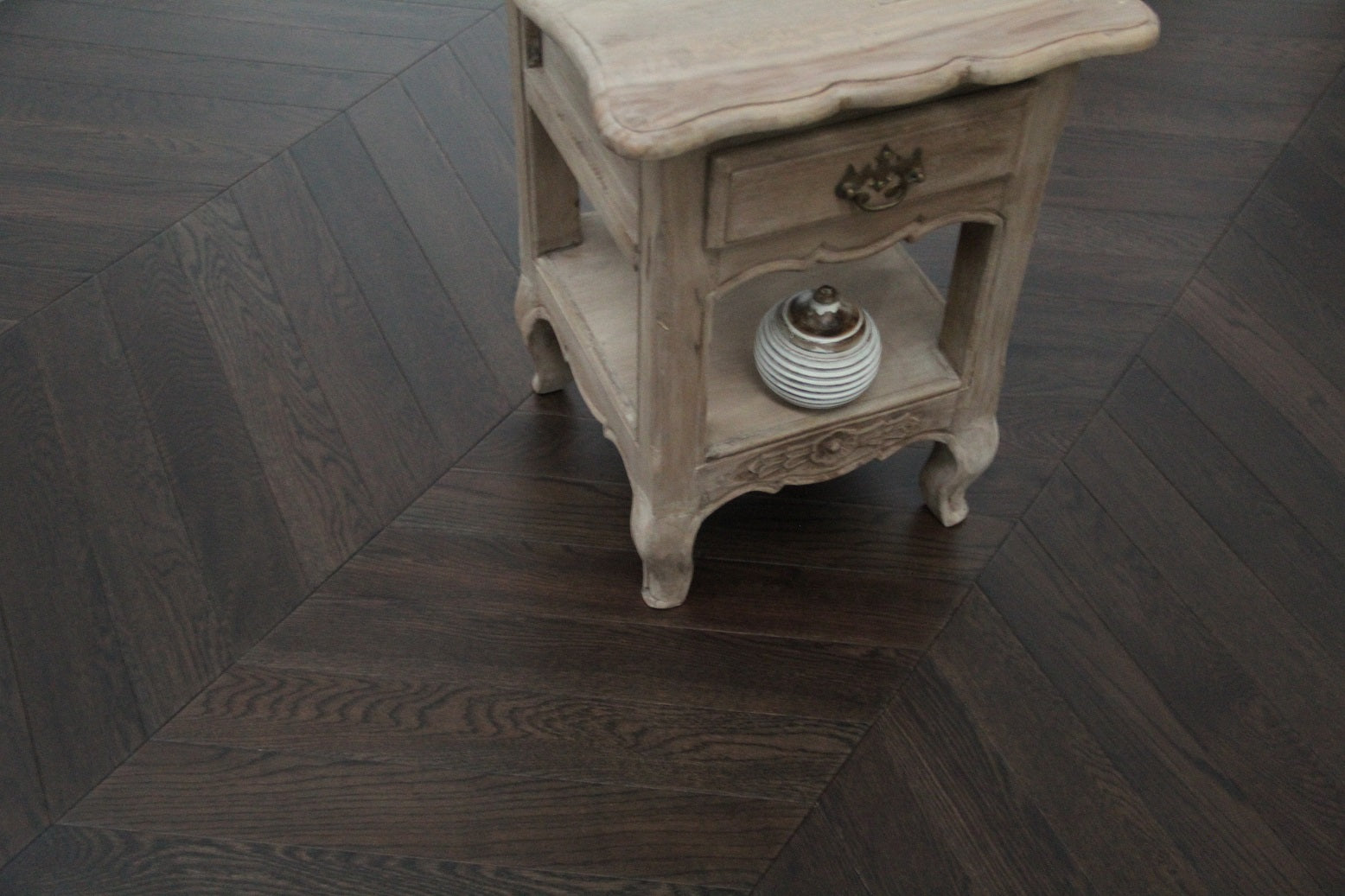 Oak Coffee Stained & Lacquered Chevron Wood Flooring SSR1807