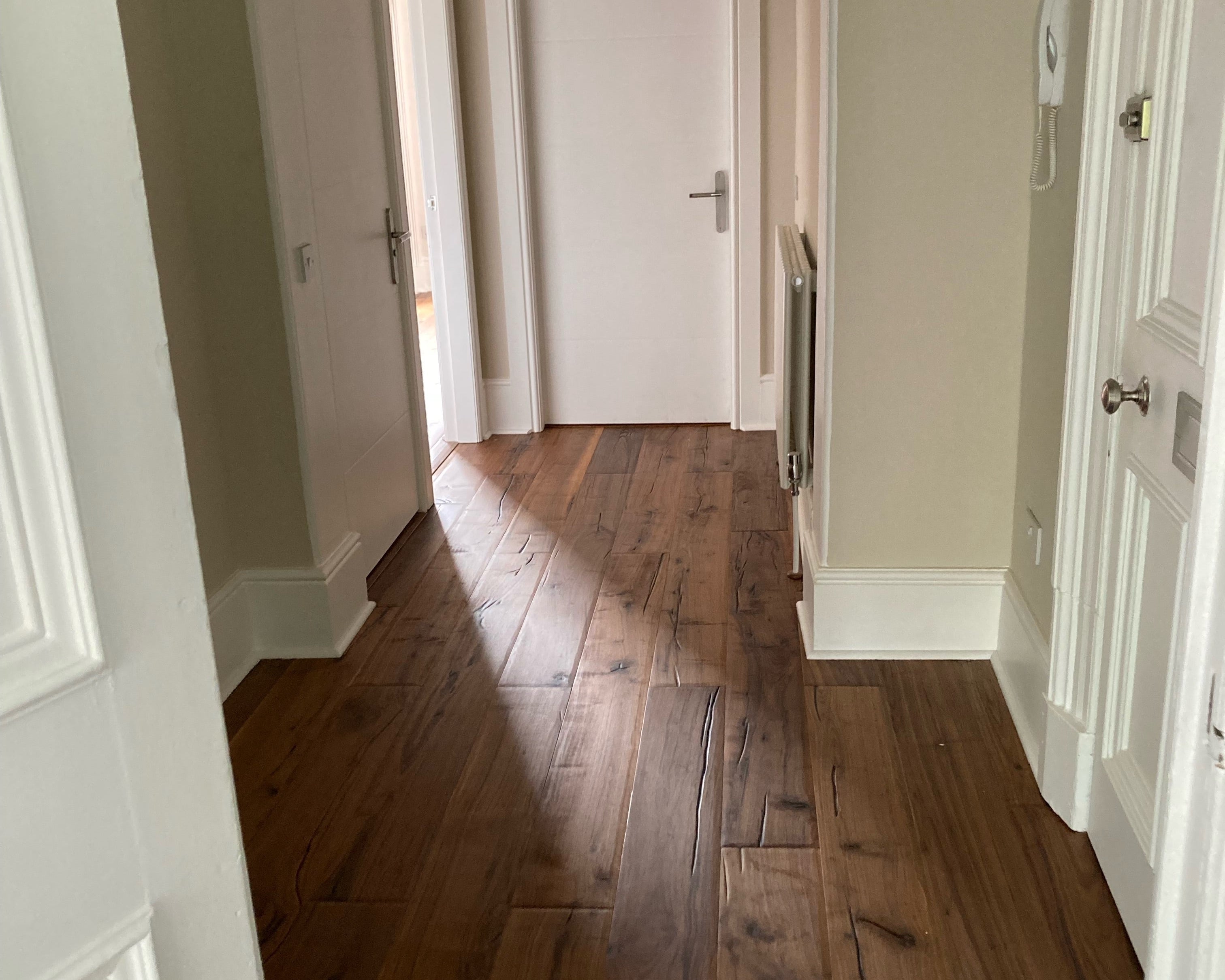 Elegant Antique American Black Walnut Engineered Flooring SEW2055